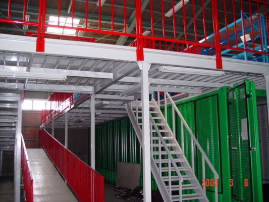 Sicherheitstür Mezzanine Fußbodenregal System Dritter Stock Für Toyota Auto Projekt