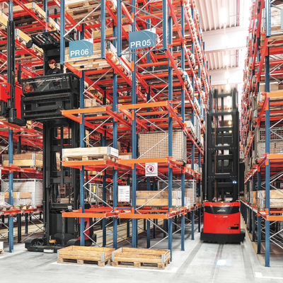VNA-Rack sehr schmaler Gang Schwerlastrack VNA-Palettenregal Lagerlager-Lagerrack mit dreiseitigem Gabelstapler