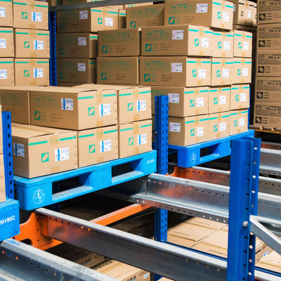 Transport- und Shuttlefahrzeug dreidimensionales Lagersystem Automatisches Speicher- und Abrufsystem ASRS