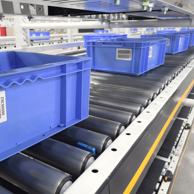 Kartonsortierung Fördersystem Flexible Schwerkraft Rollenfördersystem Logistik Sortierung Lagerlager Lagerregal