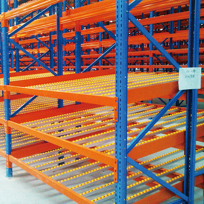 A24: Karton-Flow Racking Gravity Roller Racking Rollenförderständer mit Aluminiumlegierungswalzen